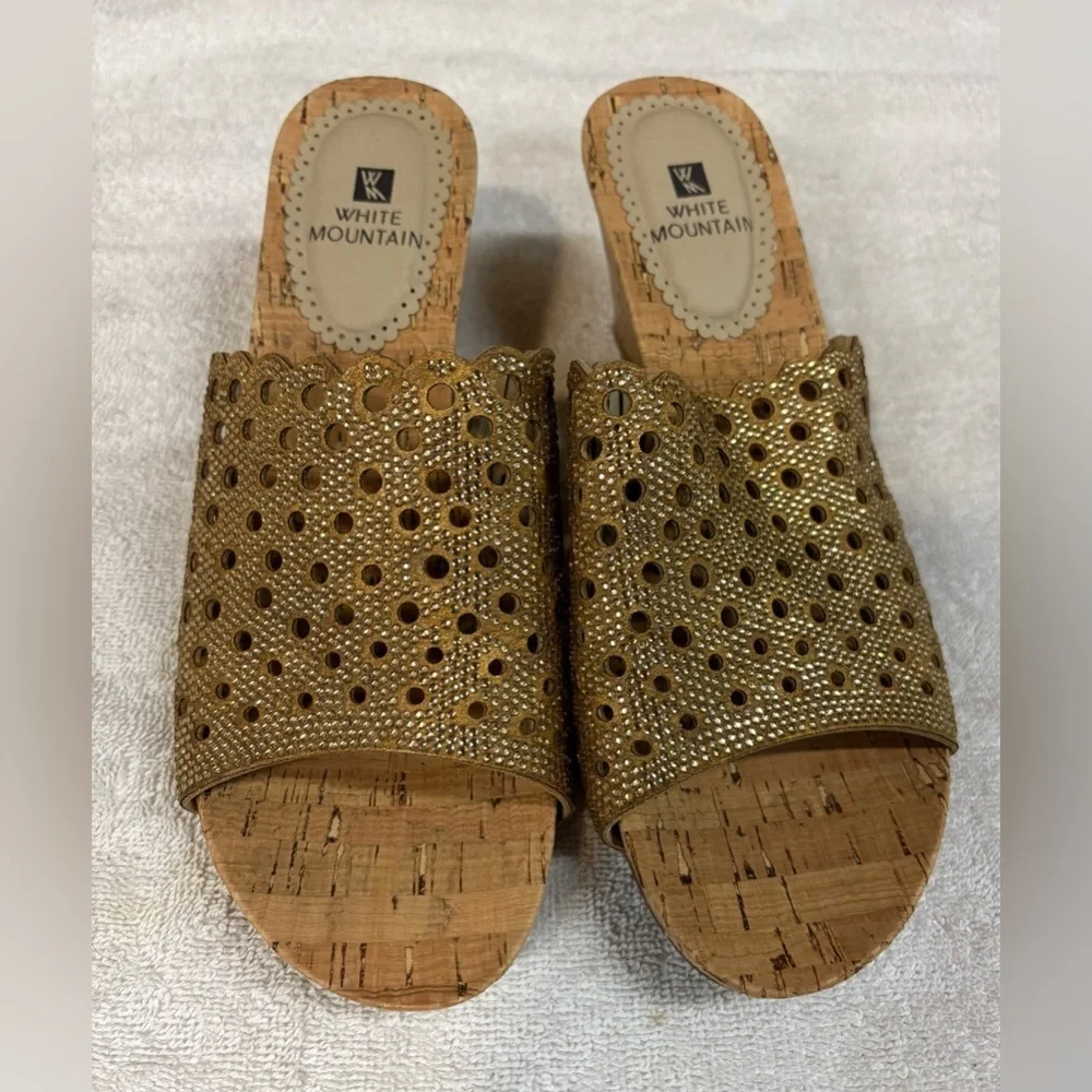 WHITE MOUNTAIN Womens Atlie Fabric Open Toe Gold Platform Sandals Size 7.5M